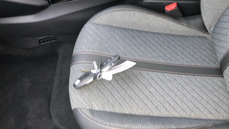 Peugeot 208 1.2 Hybrid 110 Allure 5dr e-DSC6 Petrol Hatchback